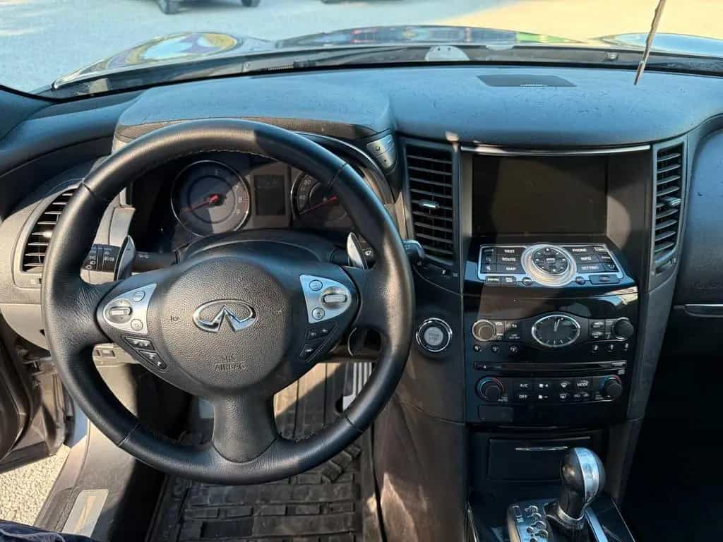 Infiniti FX FX37 S 320CV GPL 09/2009-photo-8