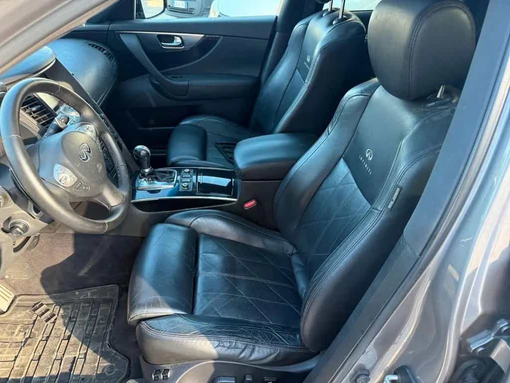Infiniti FX FX37 S 320CV GPL 09/2009-photo-9
