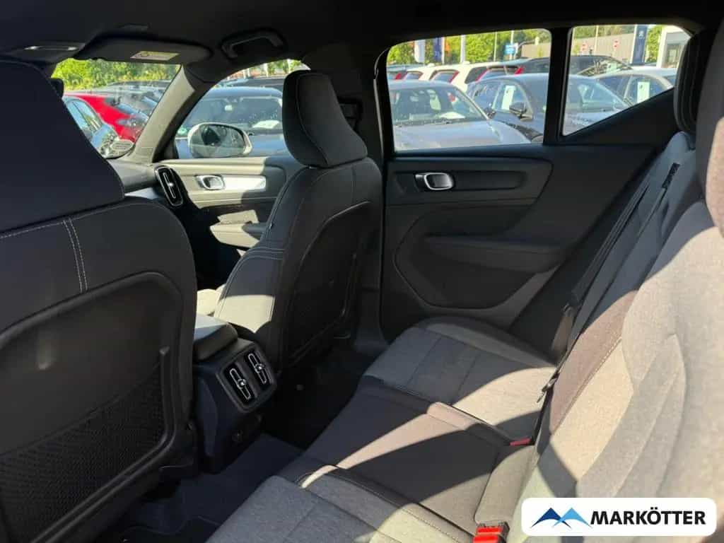 Volvo XC40 T2 Core APPLE/CAM/NAVI/SHZ/LHZ/TEMPO 11/2023-photo-25