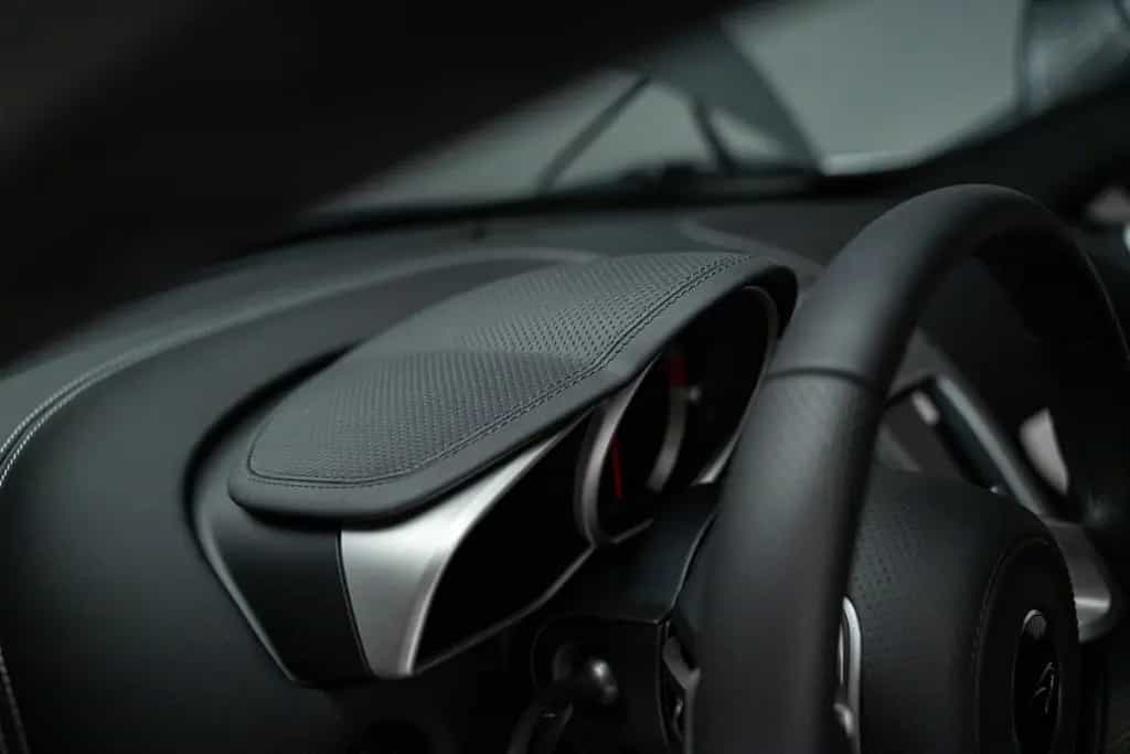 McLaren MP4-12C Edition 50 01/2013-photo-15