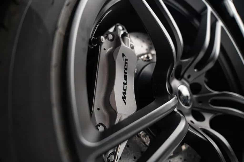 McLaren MP4-12C Edition 50 01/2013-photo-19