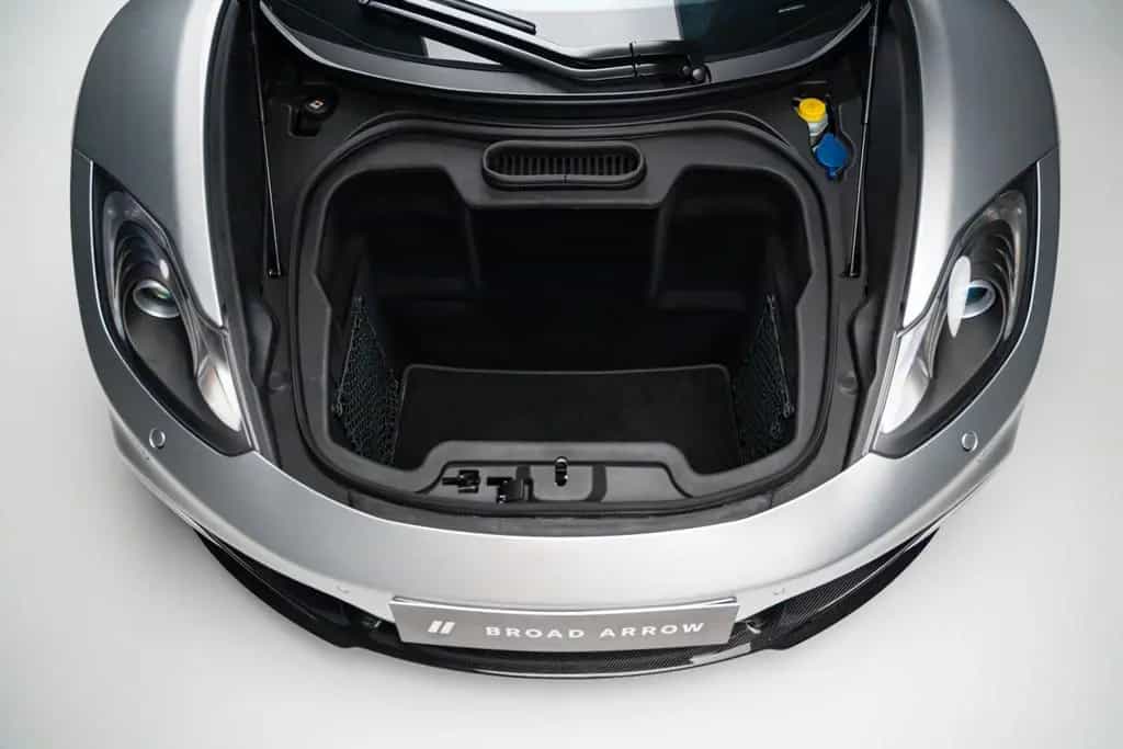 McLaren MP4-12C Edition 50 01/2013-photo-21