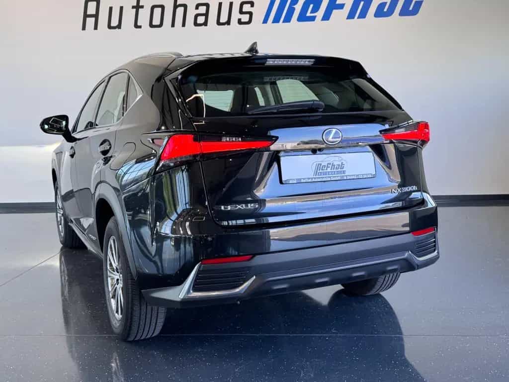Lexus NX 300 h Amazing Edition*LED*SHZ*PDC* 07/2020-photo-10