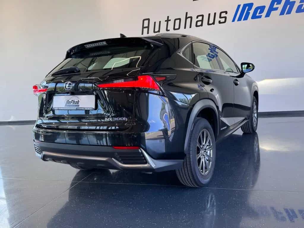 Lexus NX 300 h Amazing Edition*LED*SHZ*PDC* 07/2020-photo-7