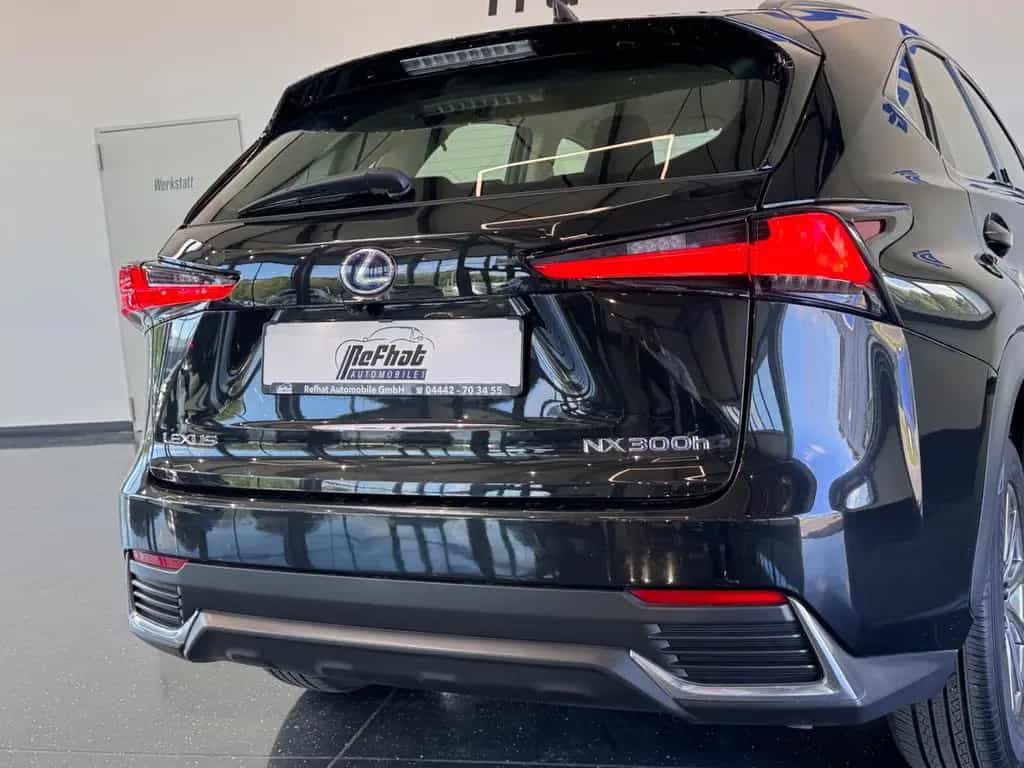 Lexus NX 300 h Amazing Edition*LED*SHZ*PDC* 07/2020-photo-8