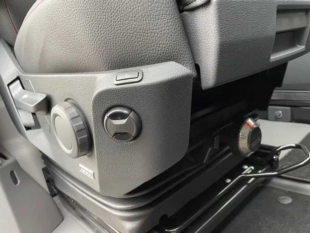 MAN TGE 3.200 L3H2 MIXTO 4x4 Individual S ACC STHZ 05/2026-photo-25
