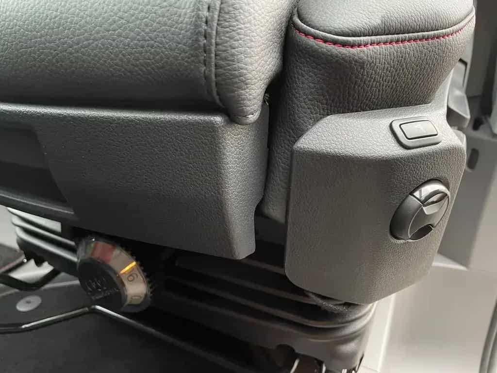 MAN TGE 3.200 L3H2 MIXTO 4x4 Individual S ACC STHZ 05/2026-photo-26