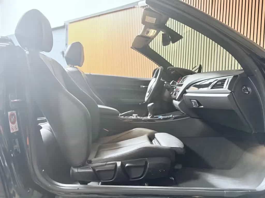 BMW 220 i 2er Sport Cabrio Benzin/ Schalter/ PDC/ LED 07/2015-photo-26