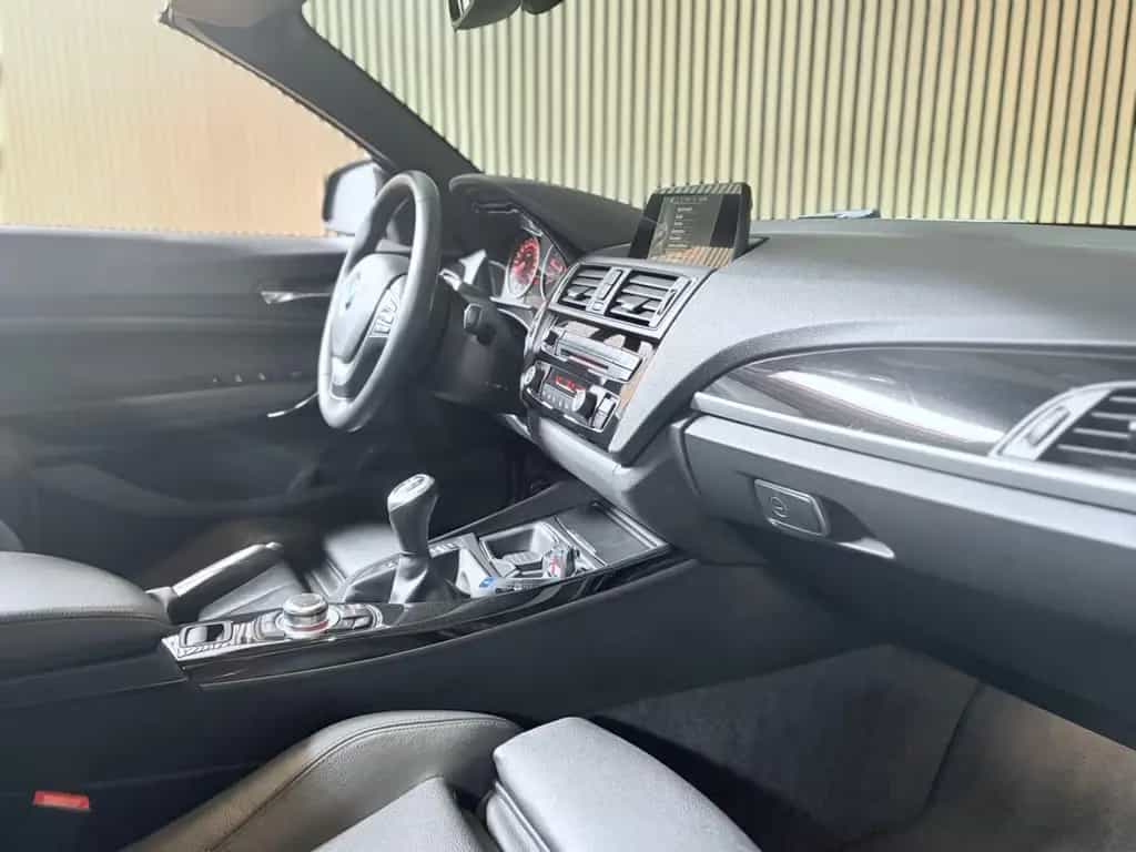BMW 220 i 2er Sport Cabrio Benzin/ Schalter/ PDC/ LED 07/2015-photo-29