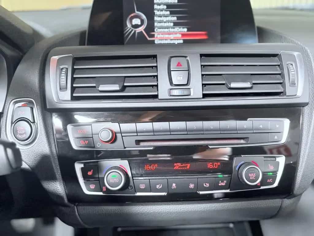 BMW 220 i 2er Sport Cabrio Benzin/ Schalter/ PDC/ LED 07/2015-photo-34