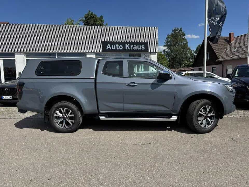 Isuzu D-Max Space Cab 4x4 LSE AHK beltop 02/2024-photo-2
