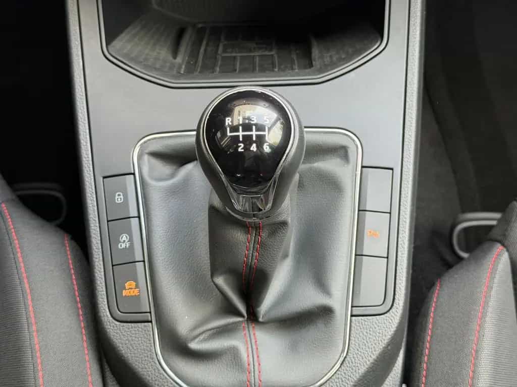 Seat Ibiza FR LED ACC Rü-Kamera Sportsitze Beats Navi 06/2019-photo-19