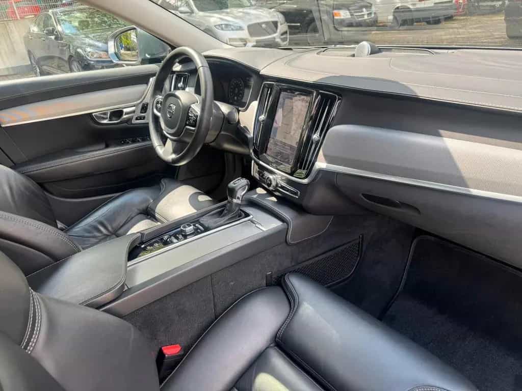 Volvo S90 Lim. Inscription D5 AWD 09/2016-photo-19