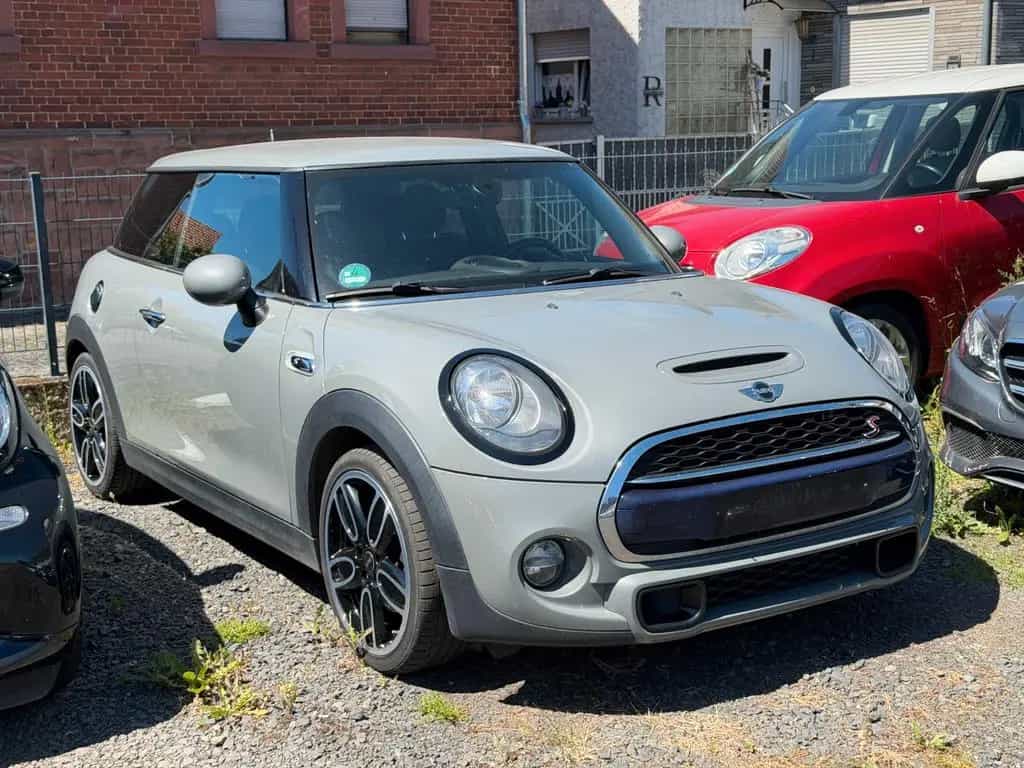MINI Cooper S Pepper JCW AMBI/SHZ/MFL/PDC/CARBON 08/2016-photo-0