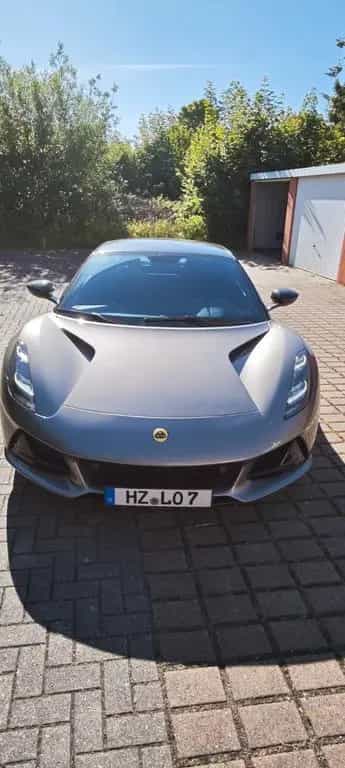 Lotus Emira 2.0 I4 First Edition Nimbus Grey 06/2025-photo-2