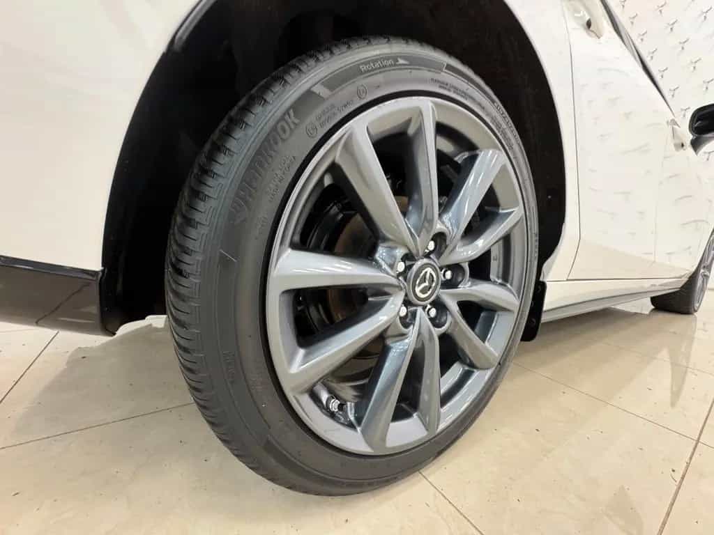 Mazda 3 140ps Aut. Centre-line/ACC/KeyLess/NAV/HUD/aWR 02/2025-photo-15