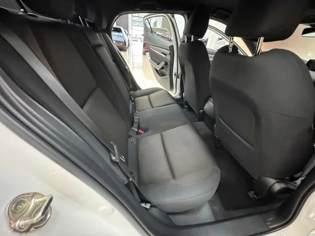 Mazda 3 140ps Aut. Centre-line/ACC/KeyLess/NAV/HUD/aWR 02/2025-photo-44