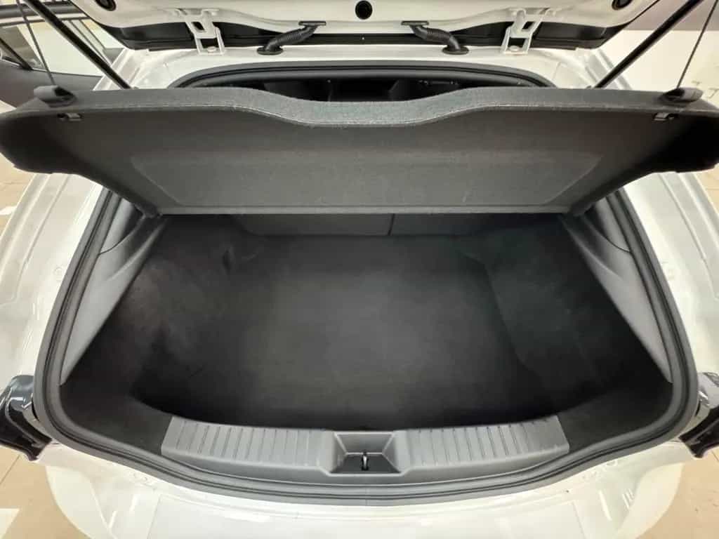 Mazda 3 140ps Aut. Centre-line/ACC/KeyLess/NAV/HUD/aWR 02/2025-photo-48