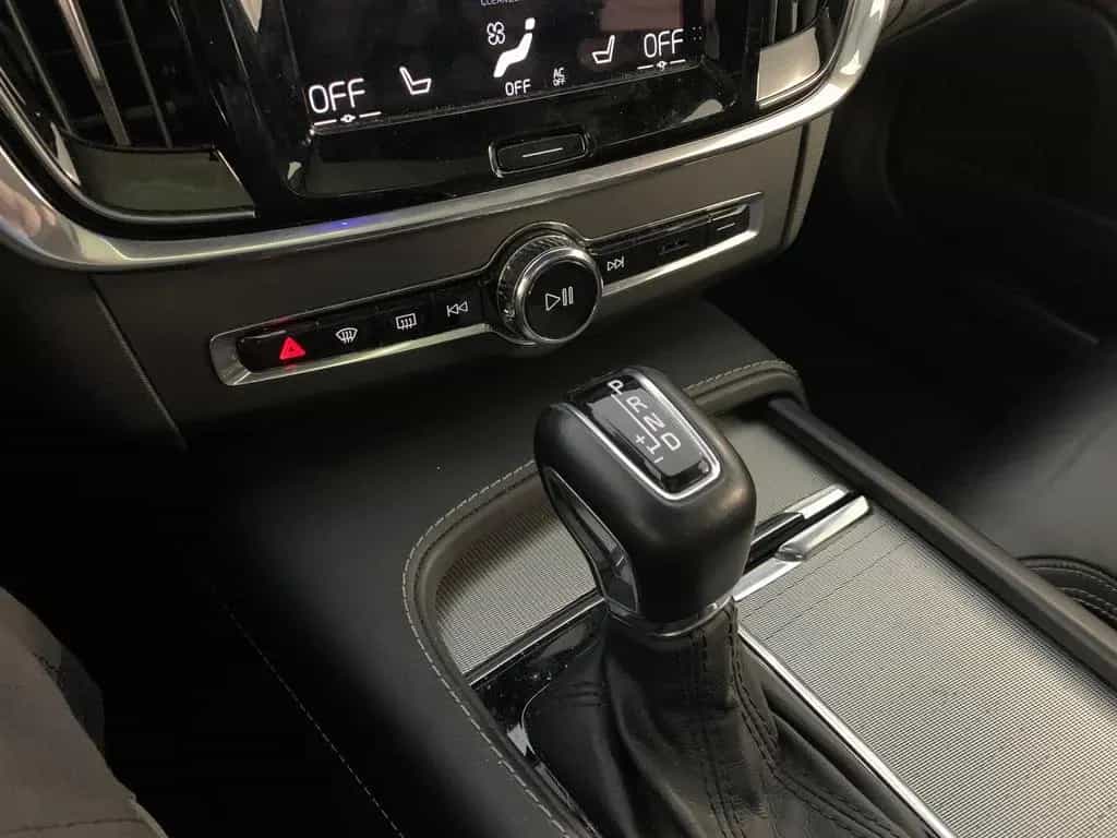 Volvo V90 Cross Country Pro AWD|ILS-LED|Pano|Kam|Memo 04/2020-photo-15