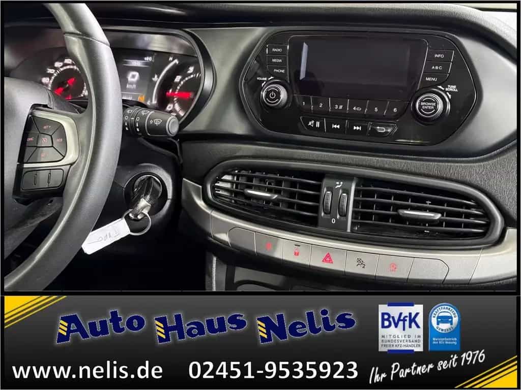 Fiat Tipo 1,4 T-jet Kombi More DAB USB AUX PDCh Tempo 02/2018-photo-12