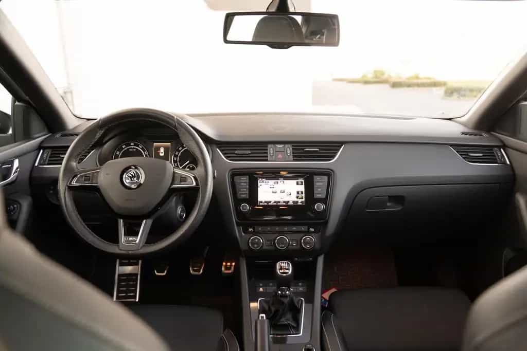 Skoda Octavia RS 2.0 TSI *BI-XENON*NAVI*SHZ*PDC*AHK* 10/2013-photo-15