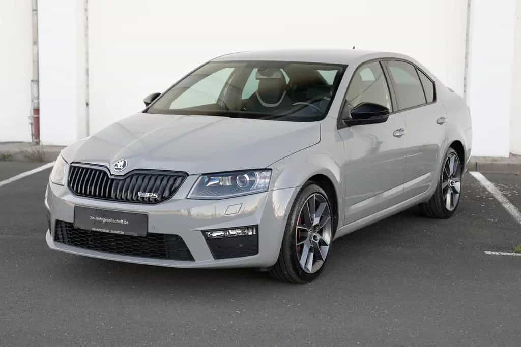 Skoda Octavia RS 2.0 TSI *BI-XENON*NAVI*SHZ*PDC*AHK* 10/2013-photo-3