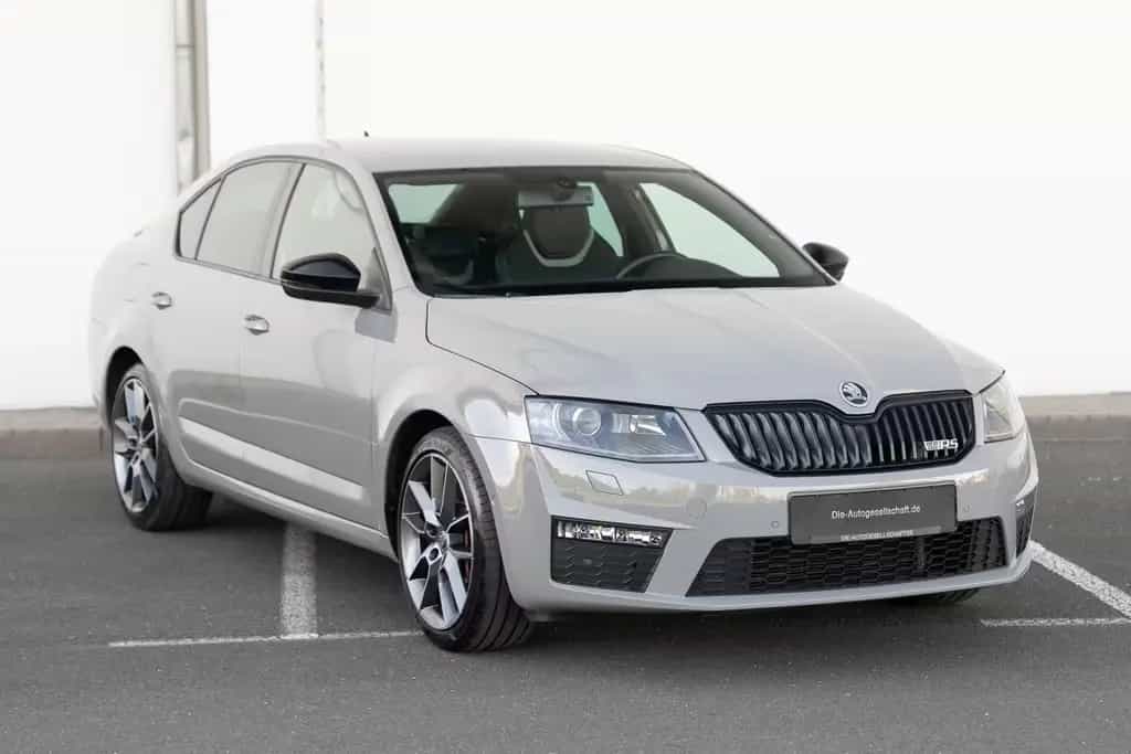 Skoda Octavia RS 2.0 TSI *BI-XENON*NAVI*SHZ*PDC*AHK* 10/2013-photo-5