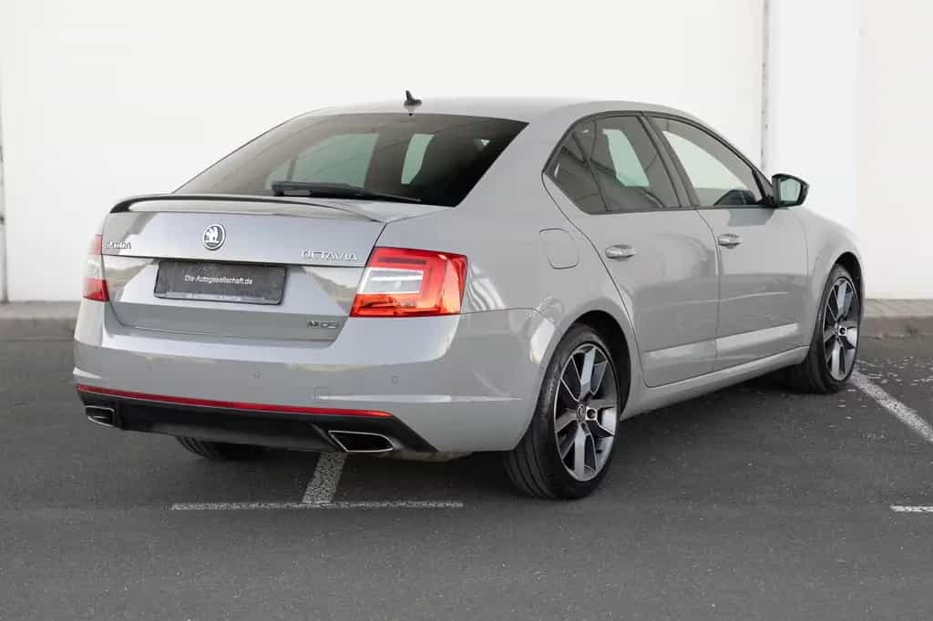 Skoda Octavia RS 2.0 TSI *BI-XENON*NAVI*SHZ*PDC*AHK* 10/2013-photo-6