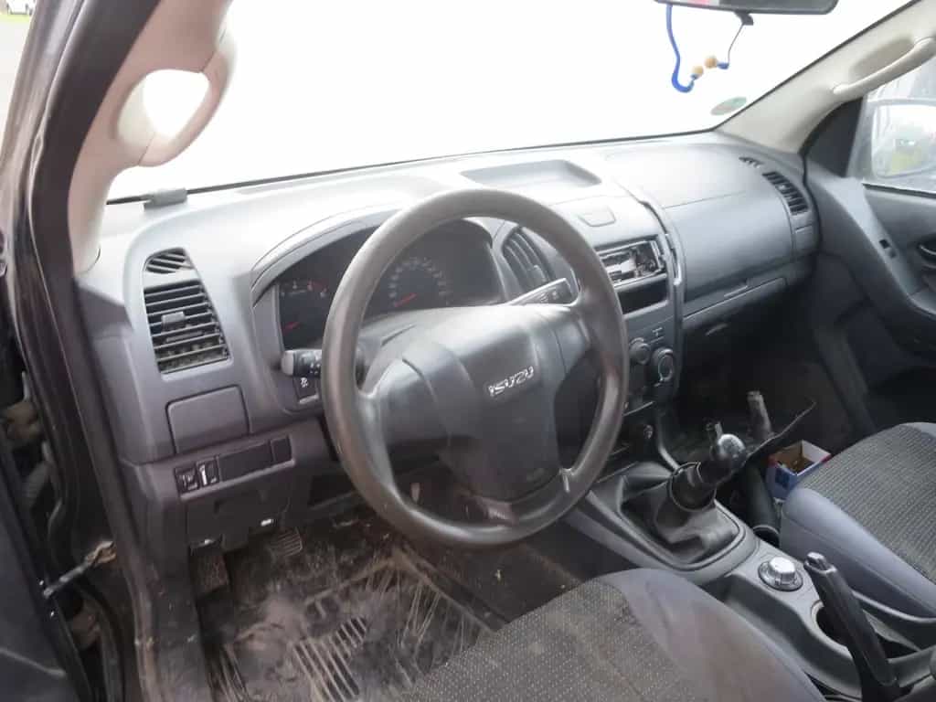 Isuzu D-Max 2,5 TD Single Cab Basis 03/2013-photo-3