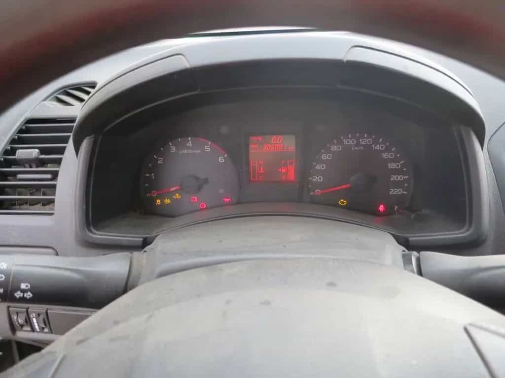 Isuzu D-Max 2,5 TD Single Cab Basis 03/2013-photo-5