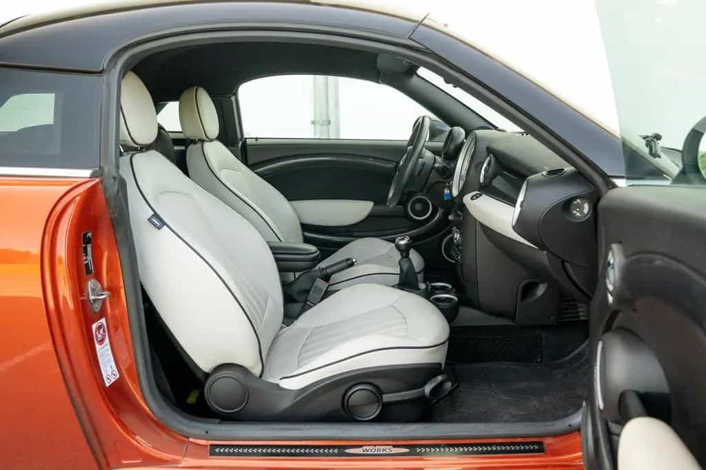 MINI Cooper S Coupe 1.6*JCW*BI-XENON*NAVI*LEDER*SHZ* 06/2013-photo-10