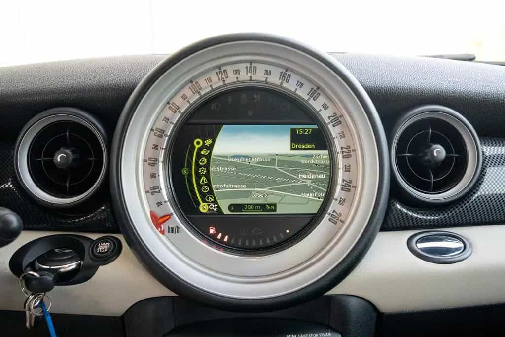 MINI Cooper S Coupe 1.6*JCW*BI-XENON*NAVI*LEDER*SHZ* 06/2013-photo-21