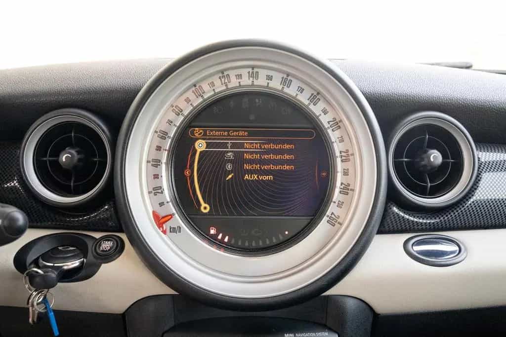 MINI Cooper S Coupe 1.6*JCW*BI-XENON*NAVI*LEDER*SHZ* 06/2013-photo-22