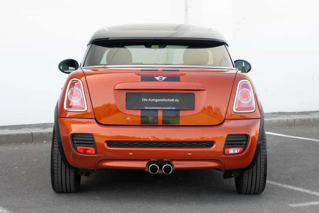 MINI Cooper S Coupe 1.6*JCW*BI-XENON*NAVI*LEDER*SHZ* 06/2013-photo-7