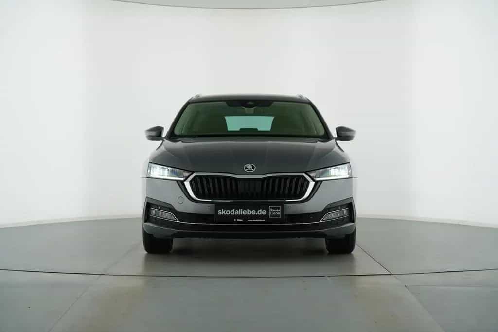 Skoda Octavia C. STYLE 2.0TSI DSG 4X4 HEAD-UP+COLUMBUS 02/2024-photo-2
