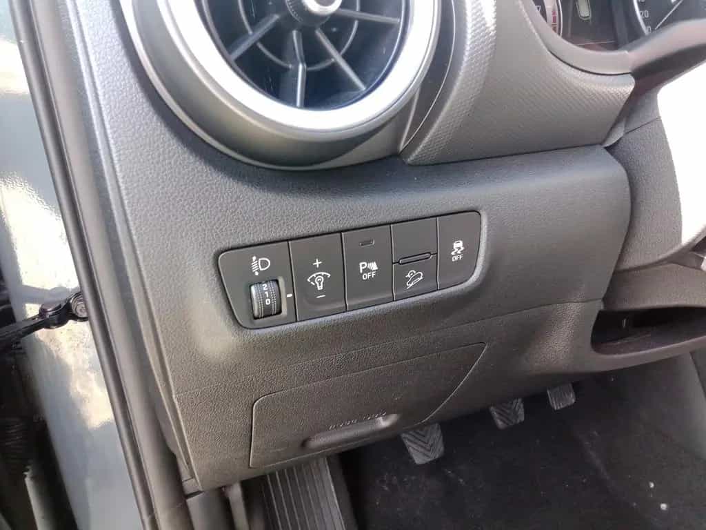Hyundai KONA Mild-Hybrid/NAVI(SMARTLINK)/KAM/SH/LHZ/PDC 11/2022-photo-17