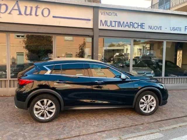 Infiniti QX30 2.2 diesel DCT 4x4 Premium Tech 01/2018-photo-1