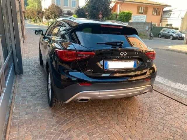 Infiniti QX30 2.2 diesel DCT 4x4 Premium Tech 01/2018-photo-5
