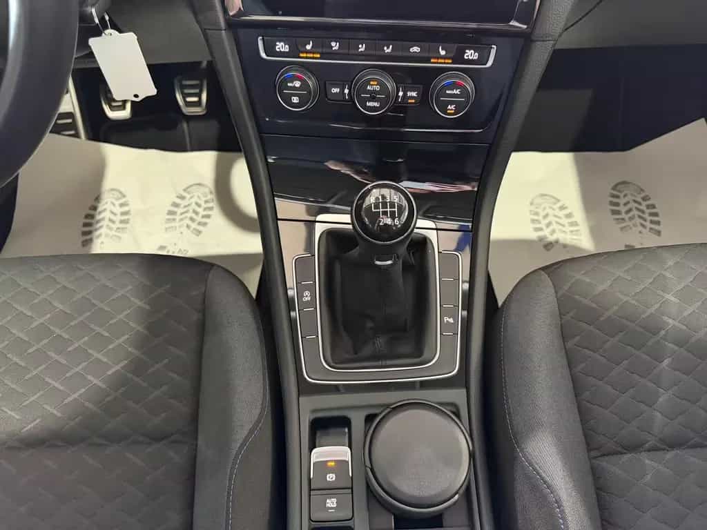 Volkswagen Golf 7 Join 1.5TSI NAVI VIRTUAL KAMERA PDC KLIMA 08/2018-photo-19