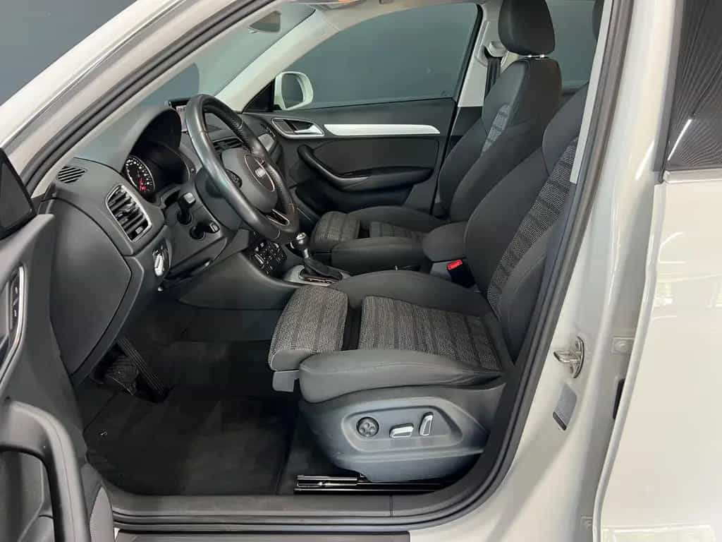 Audi Q3 2.0 Sport Quattro Kamera Keyless Navi LED 05/2016-photo-9