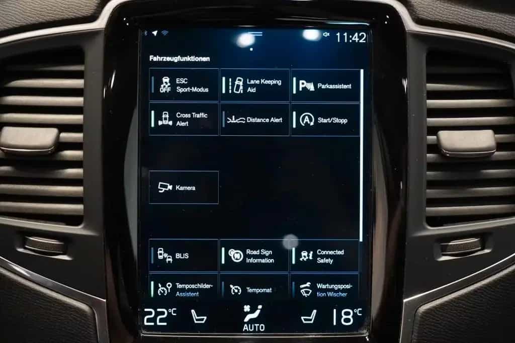 Volvo XC90 D5 Momentum AWD 7Sitzer*Unfallfrei* 12/2018-photo-18