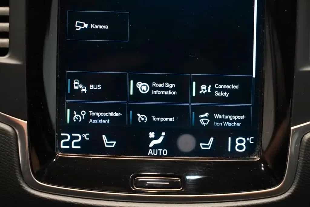 Volvo XC90 D5 Momentum AWD 7Sitzer*Unfallfrei* 12/2018-photo-20
