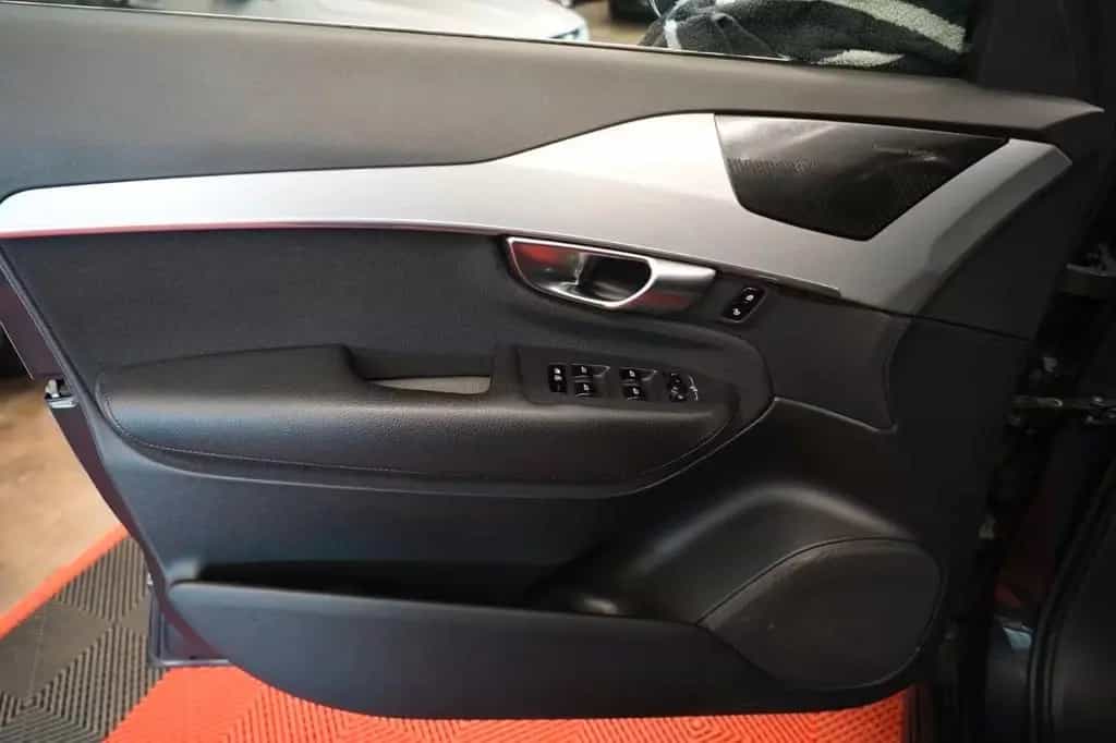 Volvo XC90 D5 Momentum AWD 7Sitzer*Unfallfrei* 12/2018-photo-23