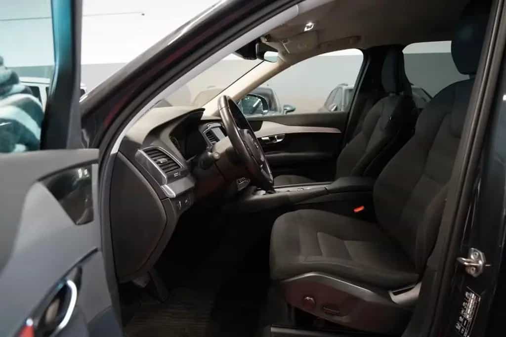 Volvo XC90 D5 Momentum AWD 7Sitzer*Unfallfrei* 12/2018-photo-29