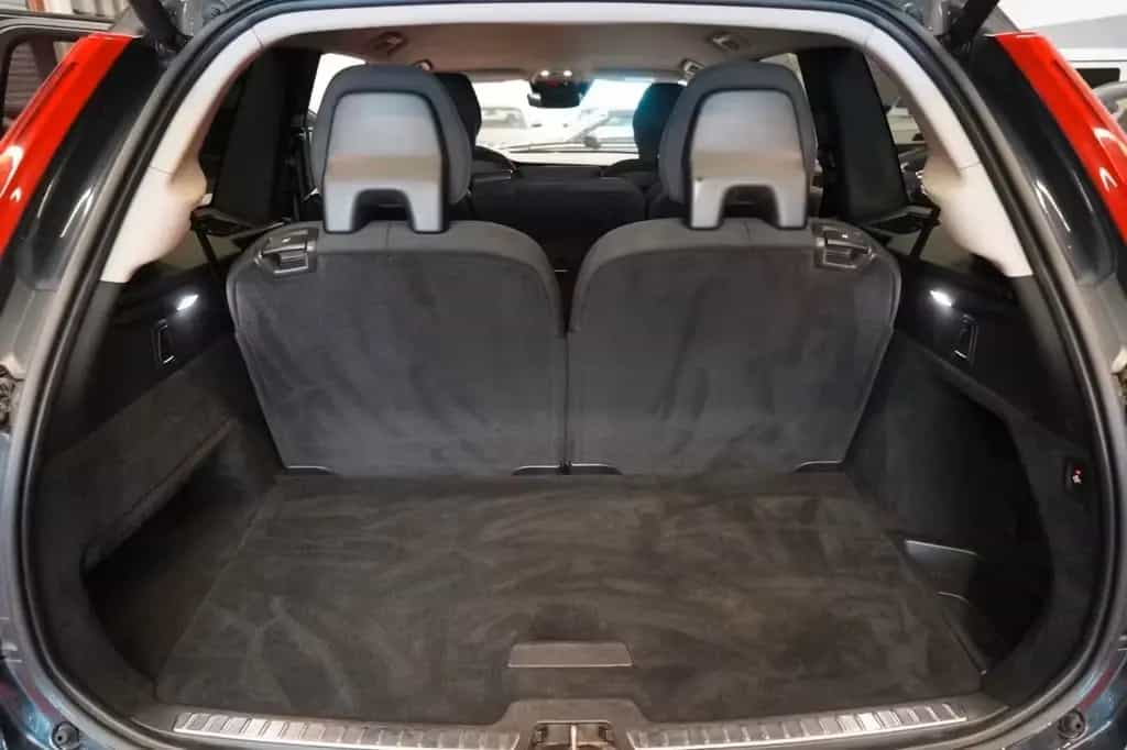 Volvo XC90 D5 Momentum AWD 7Sitzer*Unfallfrei* 12/2018-photo-31