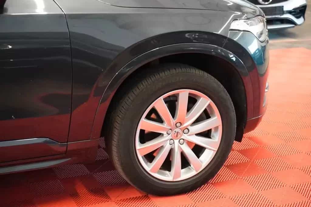Volvo XC90 D5 Momentum AWD 7Sitzer*Unfallfrei* 12/2018-photo-4