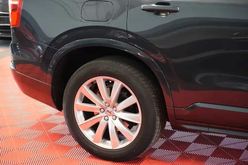 Volvo XC90 D5 Momentum AWD 7Sitzer*Unfallfrei* 12/2018-photo-5