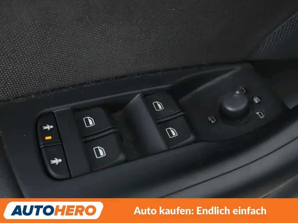 Audi Q3 1.4 TFSI *NAVI*TEMPO*LED*PDC*SHZ* 03/2017-photo-22