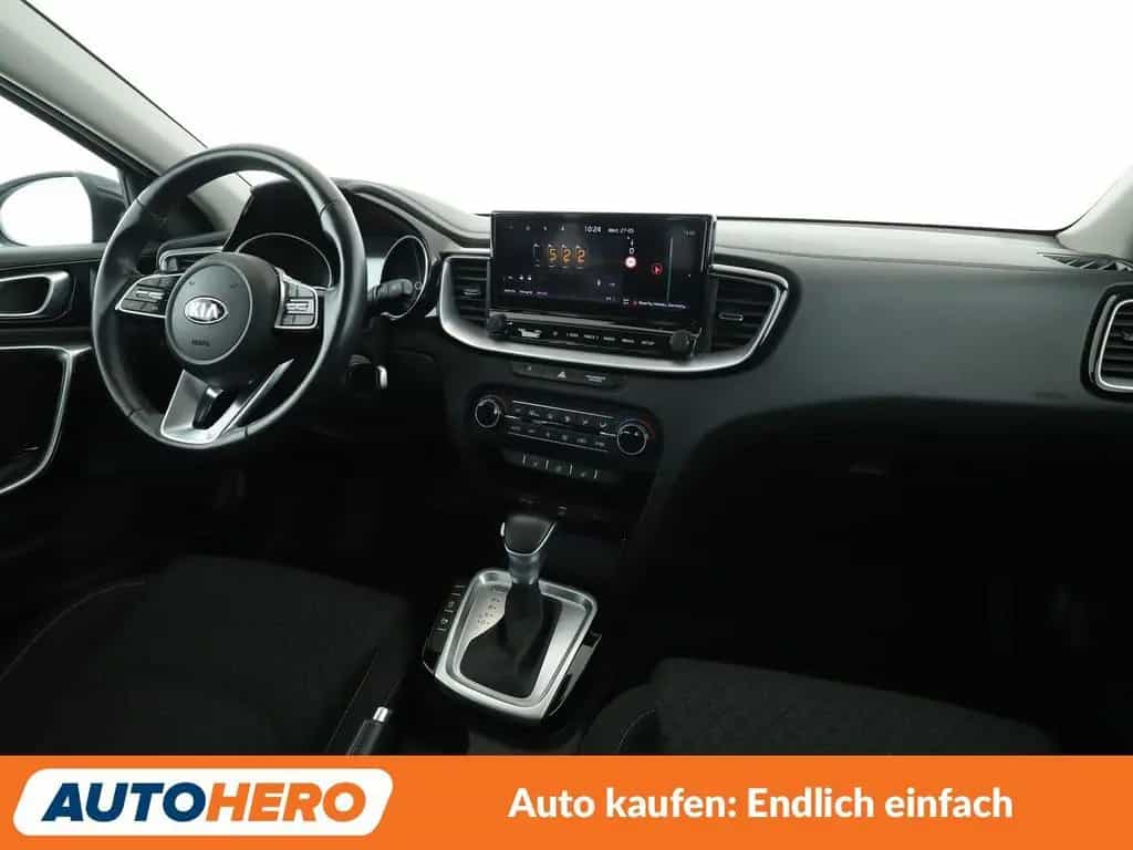 Kia cee'd / Ceed cee'd 1.5 TGDI Vision Aut*NAVI*TEMPO*CAM*PDC*SHZ 09/2021-photo-12