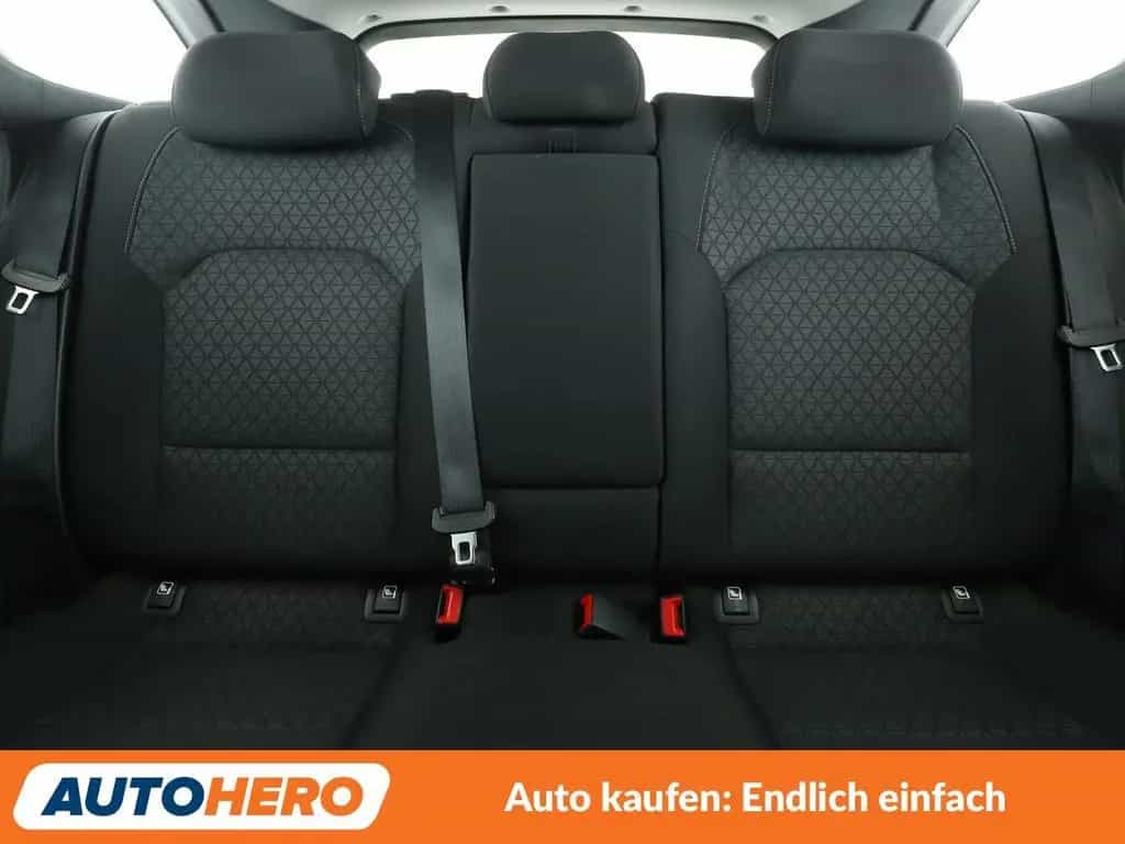 Kia cee'd / Ceed cee'd 1.5 TGDI Vision Aut*NAVI*TEMPO*CAM*PDC*SHZ 09/2021-photo-15